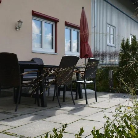 Ferienwohnungen Schwaerzler *