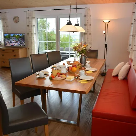 Apartment Ferienwohnungen Schwaerzler